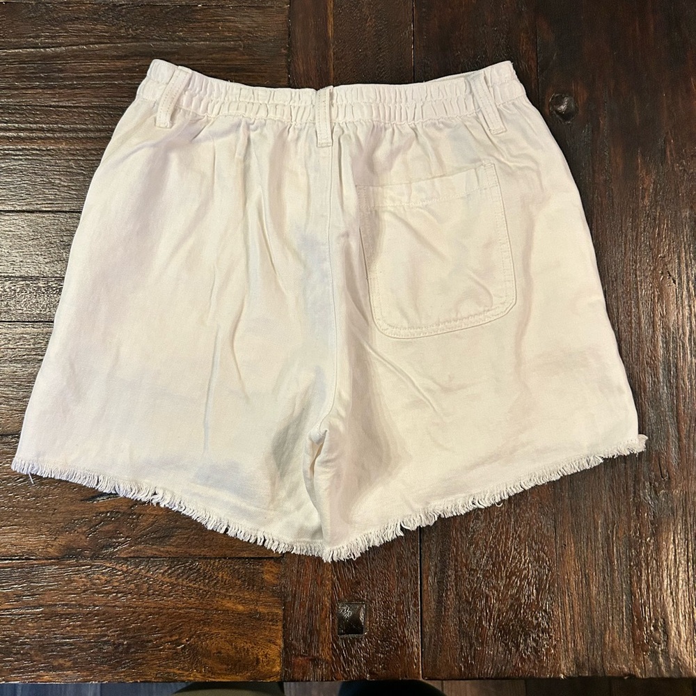 Aerie High Waist White Linen Blend Frayed Shorts - Picture 2 of 10